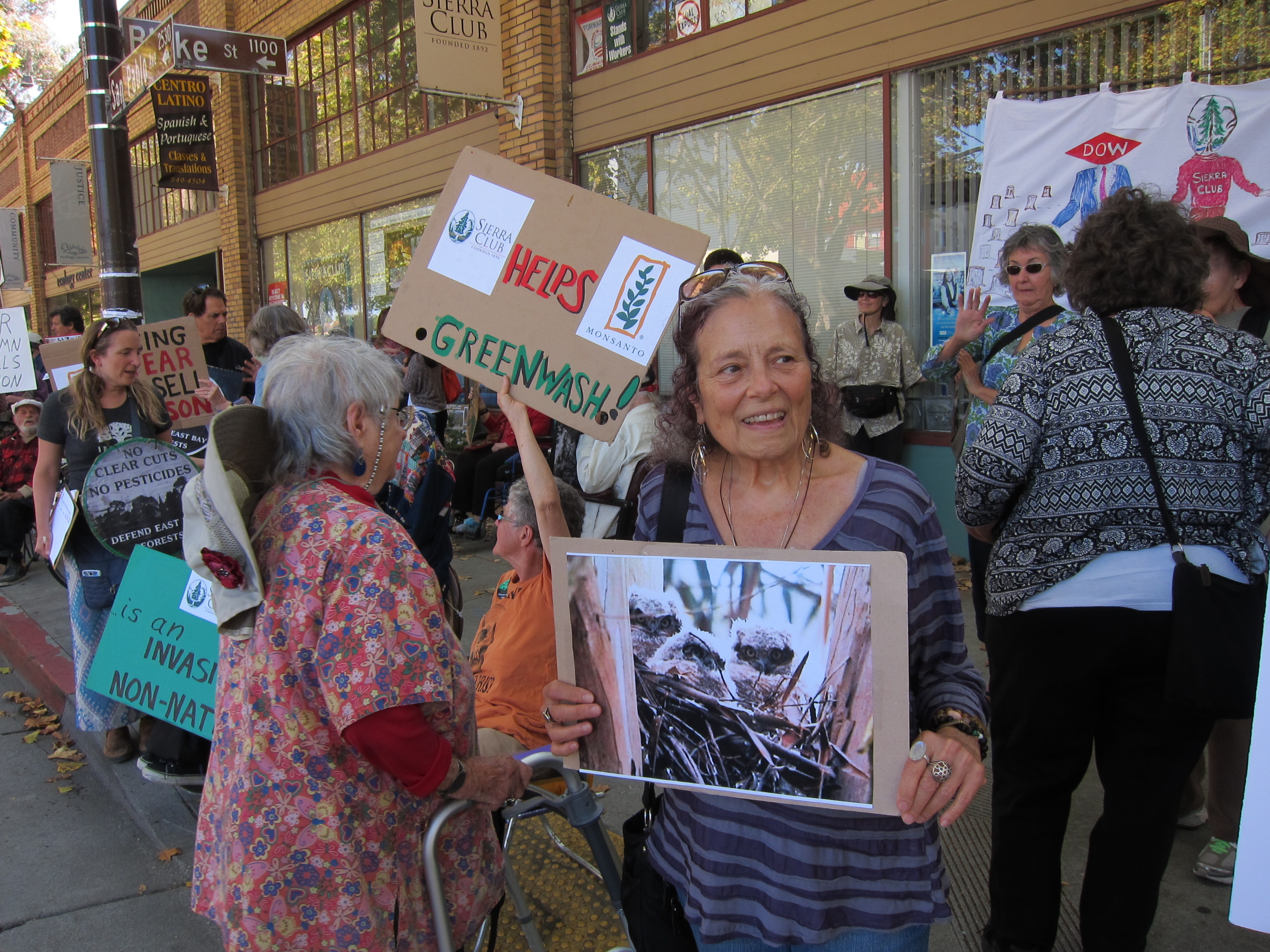 2015-08-25 Protest at the Local Sierra Club Office